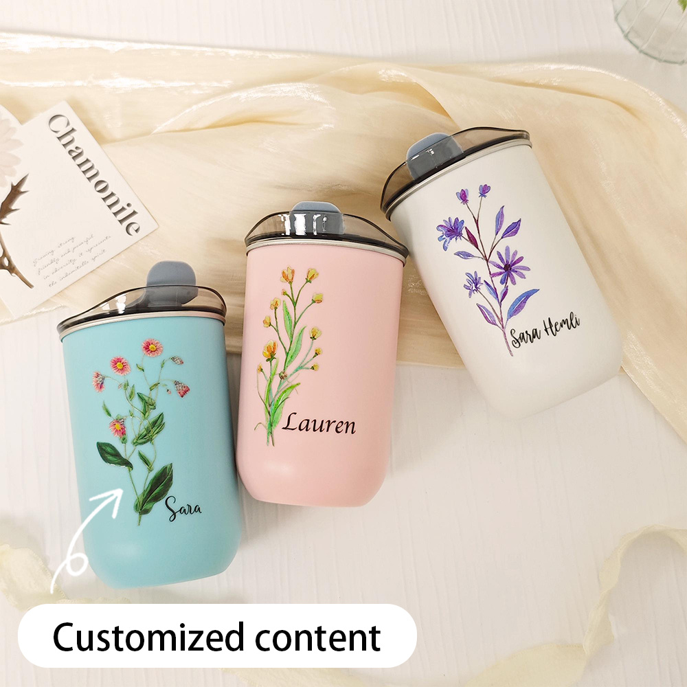 Coffee Tea Name - カスタムバースフラワー ステンレススチールタンブラー フリップ蓋付き、名前入りパーソナライズトラベルウォーターカップ、花柄サーマルコーヒーカップ。
