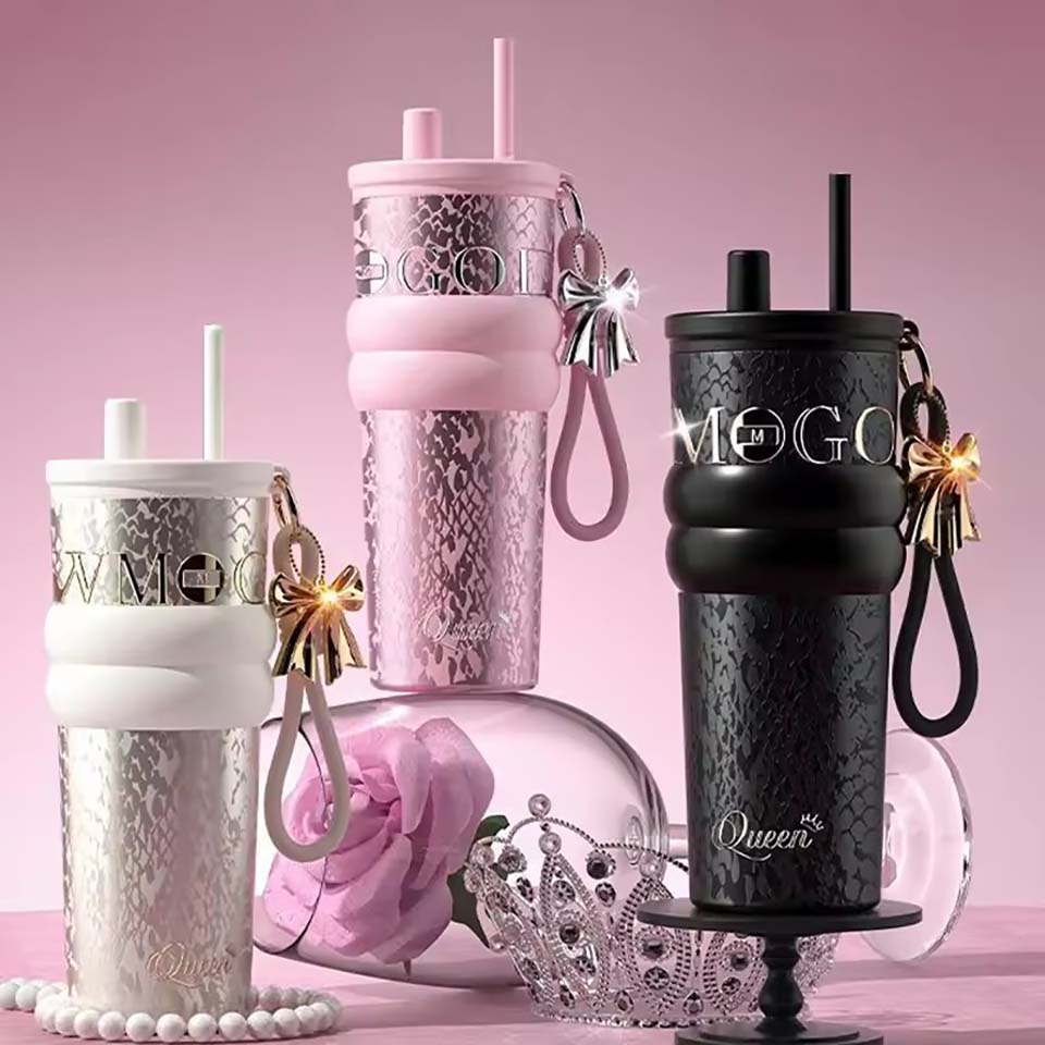 Cold Brew Jar - 710mlトラベルゴッデスサーモカップ、ストローと漏れ防止蓋付き、ステンレス製水筒、温冷コーヒー飲料用